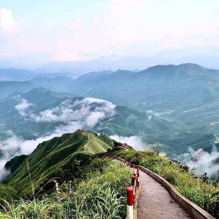 NORTHEAST VIETNAM CYCLING DISCOVERY MONG CAI - BINH LIEU - TIEN YEN 4 DAYS